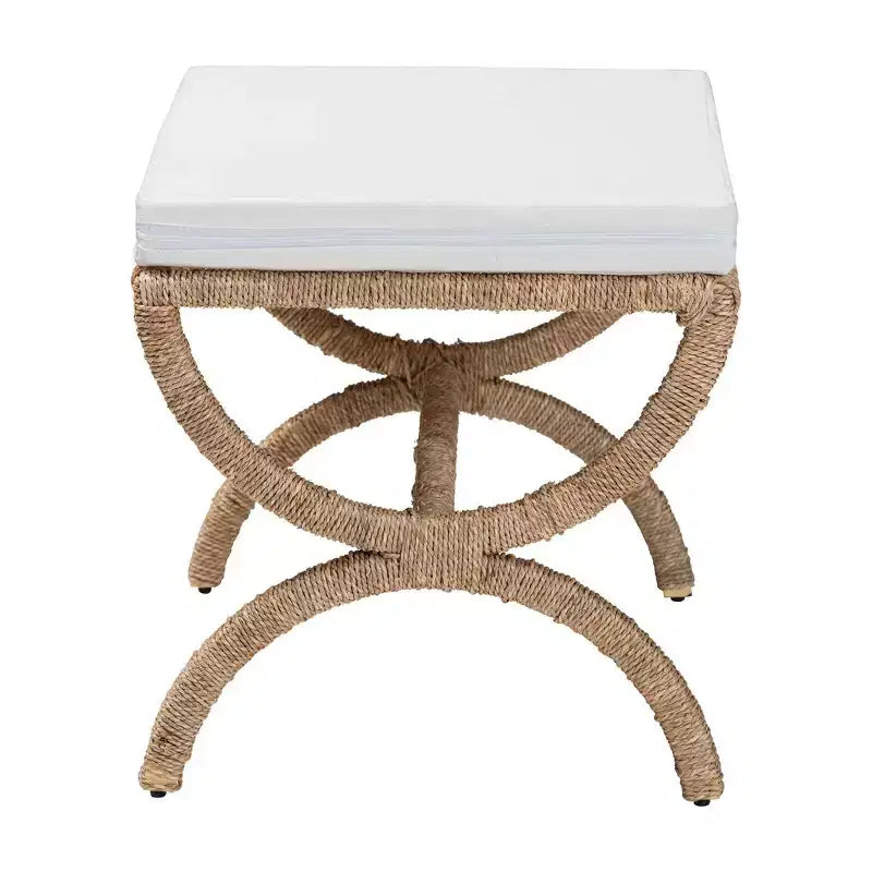 Repose-pieds en rotin marron naturel