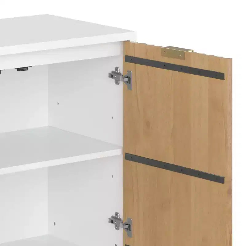 Console en bois cannelé avec portes