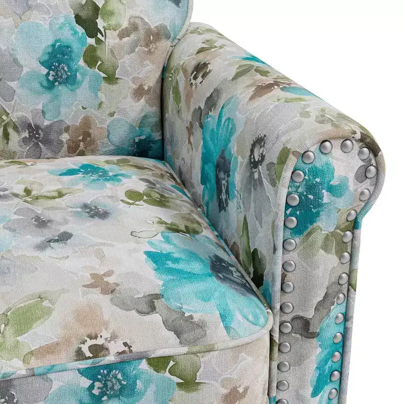 Fauteuil à accoudoirs roulés traditionnel avec clous décoratifs couleur étain à motif floral